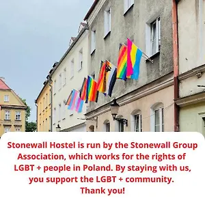 Stonewall - Self Check In Hostal